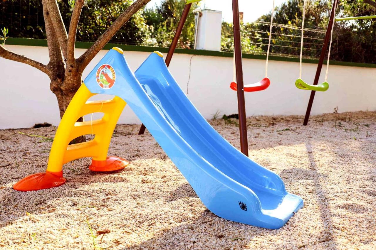 The Florens Residence Near The Beach With The Pool, Bbq And Kids Playground, Zadar Diklo Exteriör bild