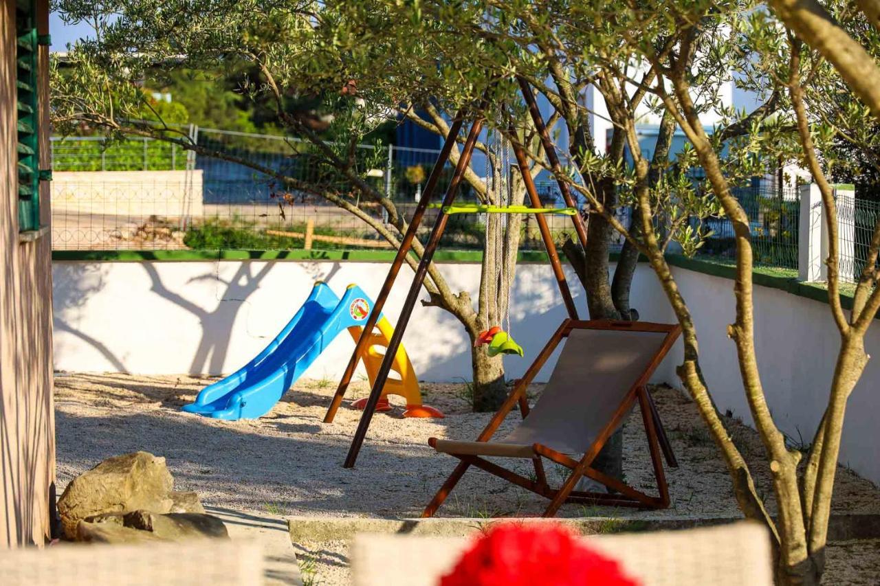 The Florens Residence Near The Beach With The Pool, Bbq And Kids Playground, Zadar Diklo Exteriör bild